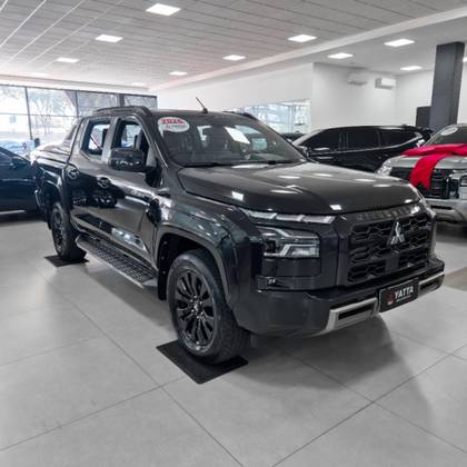 MITSUBISHI TRITON 2.4 BITURBO DIESEL CD KATANA 4X4 AUTOMÁTICO